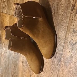 Maurices ancke boots size 11